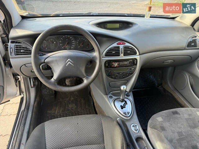 Серый Ситроен С5, объемом двигателя 2.18 л и пробегом 555 тыс. км за 2350 $, фото 12 на Automoto.ua
