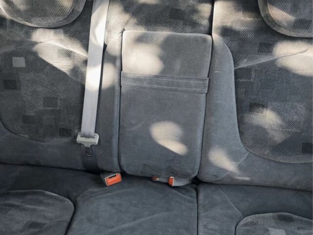 Серый Ситроен С5, объемом двигателя 2 л и пробегом 340 тыс. км за 1550 $, фото 10 на Automoto.ua