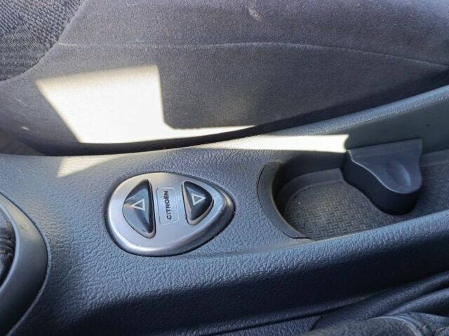 Сірий Сітроен С5, об'ємом двигуна 2 л та пробігом 222 тис. км за 2850 $, фото 7 на Automoto.ua