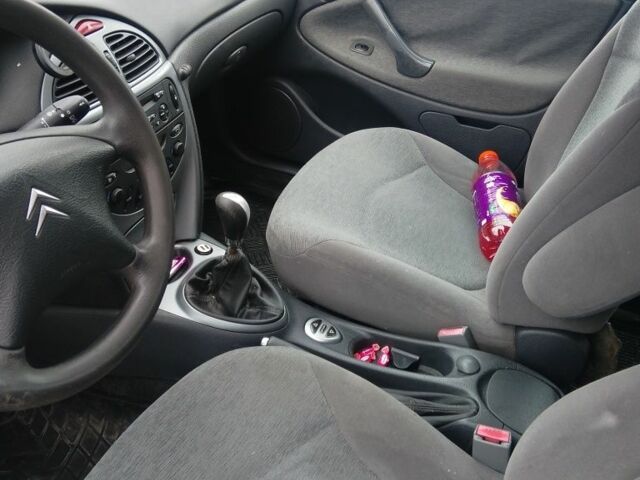 Серый Ситроен С5, объемом двигателя 2 л и пробегом 240 тыс. км за 2500 $, фото 1 на Automoto.ua