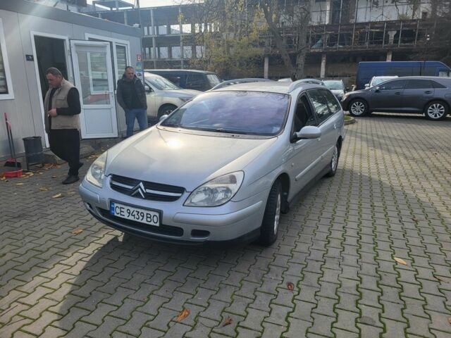 Серый Ситроен С5, объемом двигателя 2 л и пробегом 394 тыс. км за 2841 $, фото 2 на Automoto.ua