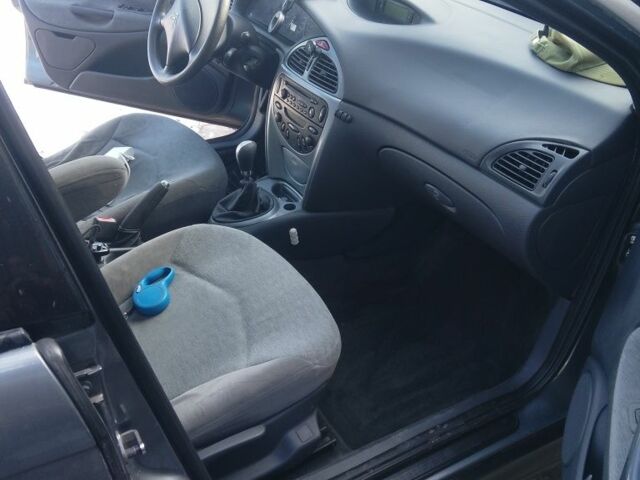 Серый Ситроен С5, объемом двигателя 2 л и пробегом 240 тыс. км за 2500 $, фото 12 на Automoto.ua