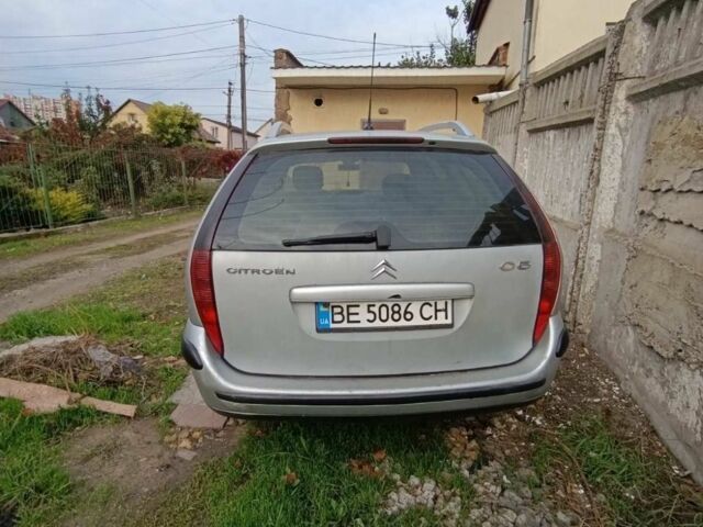 Сірий Сітроен С5, об'ємом двигуна 2 л та пробігом 346 тис. км за 3343 $, фото 4 на Automoto.ua