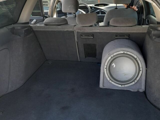 Сірий Сітроен С5, об'ємом двигуна 2 л та пробігом 240 тис. км за 2300 $, фото 13 на Automoto.ua