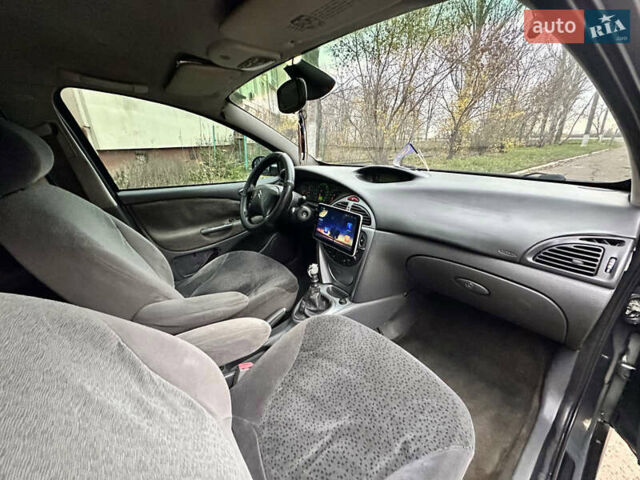 Сірий Сітроен С5, об'ємом двигуна 2 л та пробігом 360 тис. км за 2950 $, фото 9 на Automoto.ua