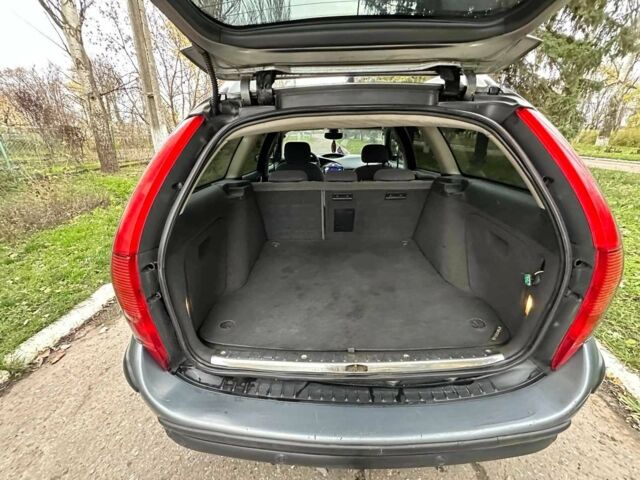 Сірий Сітроен С5, об'ємом двигуна 2 л та пробігом 360 тис. км за 2950 $, фото 6 на Automoto.ua