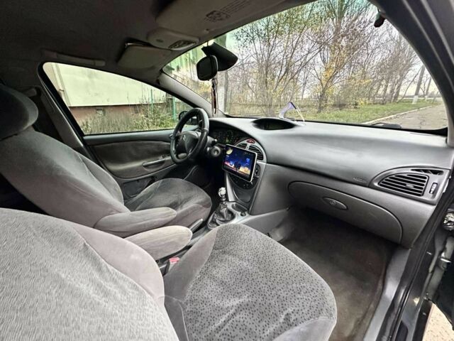 Сірий Сітроен С5, об'ємом двигуна 2 л та пробігом 360 тис. км за 2950 $, фото 9 на Automoto.ua