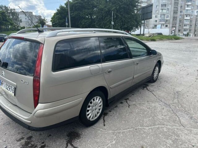 Серый Ситроен С5, объемом двигателя 1 л и пробегом 260 тыс. км за 1940 $, фото 4 на Automoto.ua