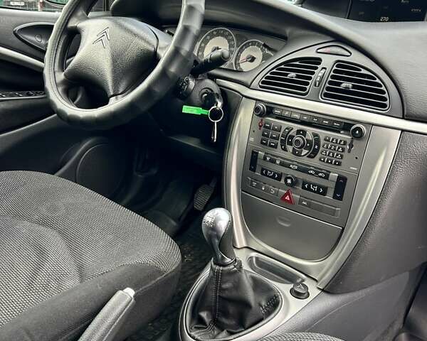 Сірий Сітроен С5, об'ємом двигуна 1.56 л та пробігом 265 тис. км за 4300 $, фото 31 на Automoto.ua