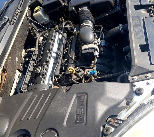 Сірий Сітроен С5, об'ємом двигуна 2 л та пробігом 285 тис. км за 3300 $, фото 5 на Automoto.ua