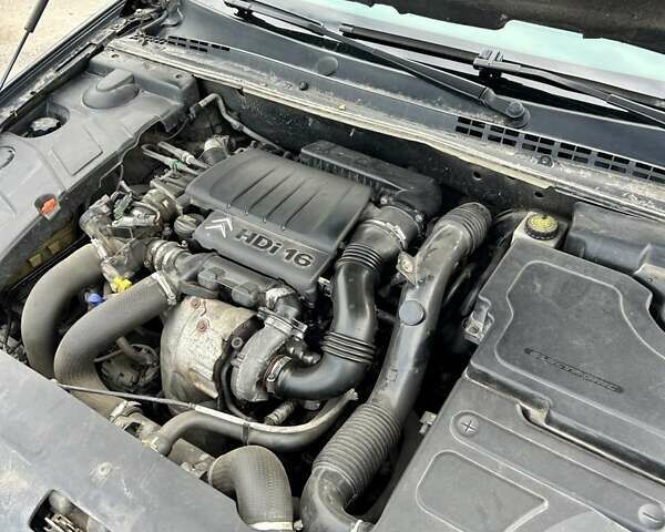Сірий Сітроен С5, об'ємом двигуна 1.56 л та пробігом 265 тис. км за 4300 $, фото 33 на Automoto.ua