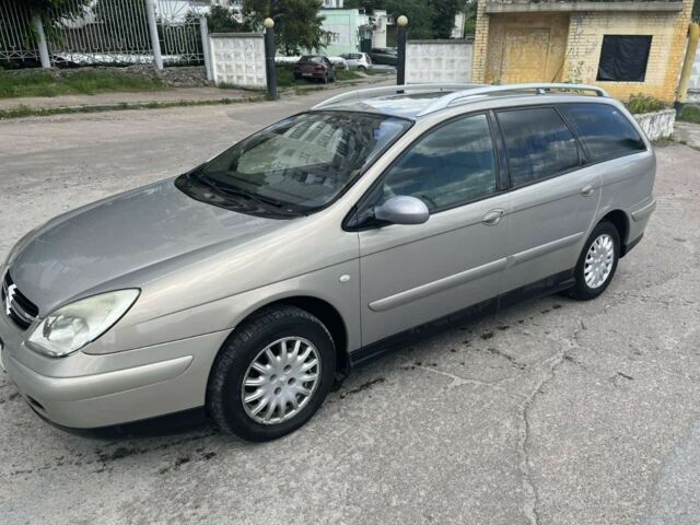 Серый Ситроен С5, объемом двигателя 1 л и пробегом 260 тыс. км за 1940 $, фото 5 на Automoto.ua