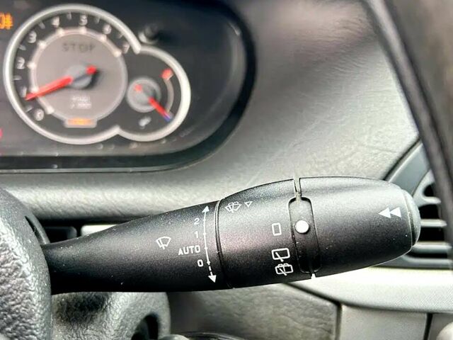 Серый Ситроен С5, объемом двигателя 1.6 л и пробегом 265 тыс. км за 4300 $, фото 3 на Automoto.ua