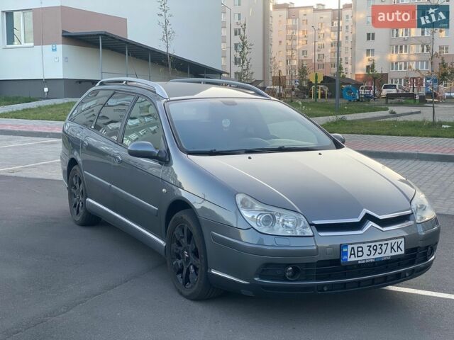 Сірий Сітроен С5, об'ємом двигуна 2.2 л та пробігом 300 тис. км за 5000 $, фото 2 на Automoto.ua