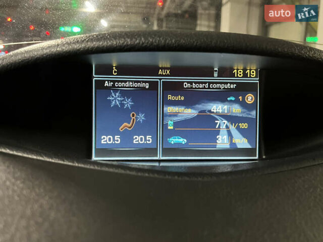 Серый Ситроен С5, объемом двигателя 2 л и пробегом 475 тыс. км за 3800 $, фото 7 на Automoto.ua