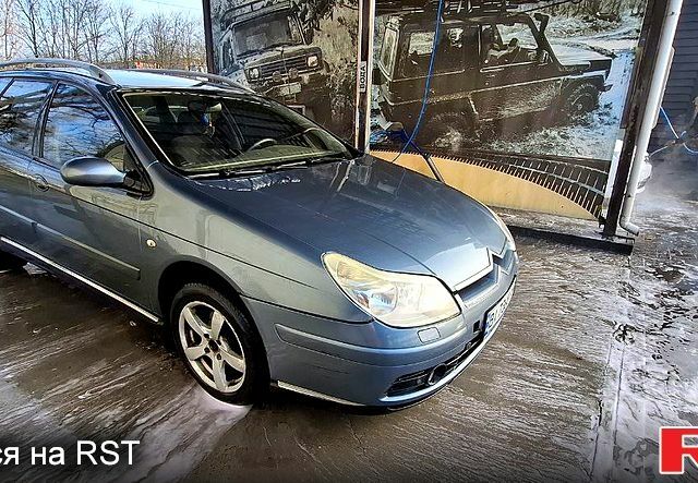 Сірий Сітроен С5, об'ємом двигуна 2 л та пробігом 360 тис. км за 3900 $, фото 2 на Automoto.ua