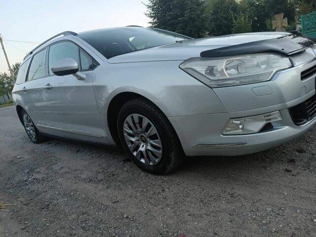 Серый Ситроен С5, объемом двигателя 1.6 л и пробегом 294 тыс. км за 5250 $, фото 3 на Automoto.ua