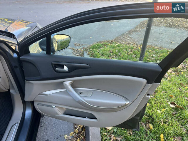 Ситроен С5 2008 в Виннице на Automoto.ua Серый Ситроен С5, объемом двигателя 2.7 л и пробегом 243 тыс. км за 8200 $, фото 9 на Automoto.ua