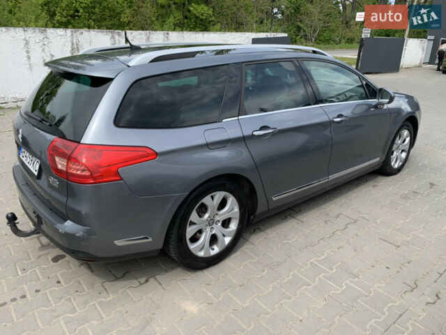 Серый Ситроен С5, объемом двигателя 2.72 л и пробегом 230 тыс. км за 7300 $, фото 6 на Automoto.ua
