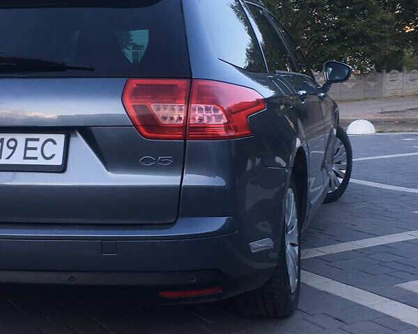 Сірий Сітроен С5, об'ємом двигуна 1.56 л та пробігом 300 тис. км за 5900 $, фото 3 на Automoto.ua