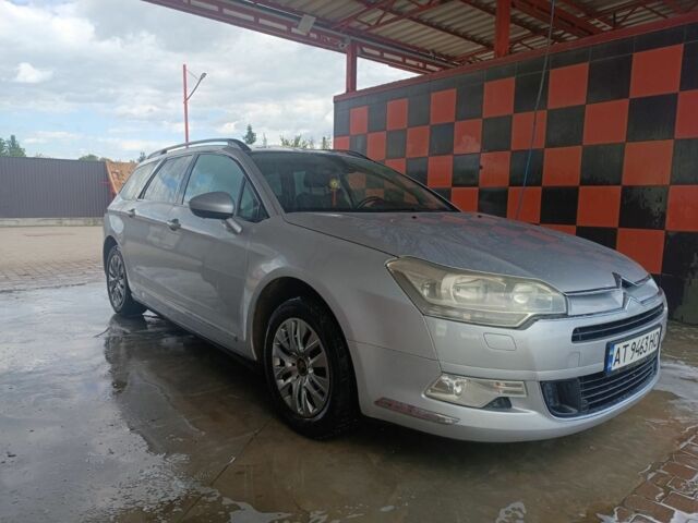 Серый Ситроен С5, объемом двигателя 1.6 л и пробегом 294 тыс. км за 5250 $, фото 7 на Automoto.ua