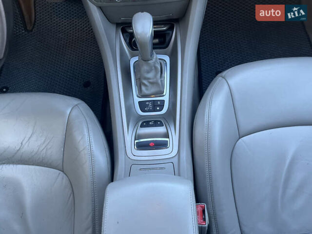 Ситроен С5 2008 в Виннице на Automoto.ua Серый Ситроен С5, объемом двигателя 2.7 л и пробегом 243 тыс. км за 8200 $, фото 8 на Automoto.ua