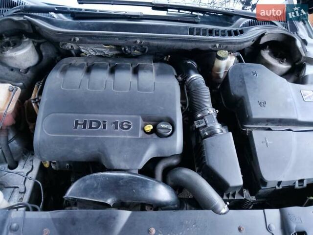 Сірий Сітроен С5, об'ємом двигуна 2 л та пробігом 255 тис. км за 6500 $, фото 15 на Automoto.ua