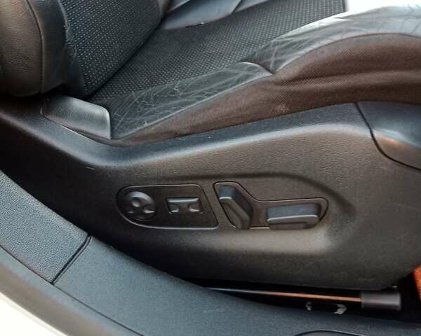 Сірий Сітроен С5, об'ємом двигуна 2 л та пробігом 373 тис. км за 5500 $, фото 13 на Automoto.ua