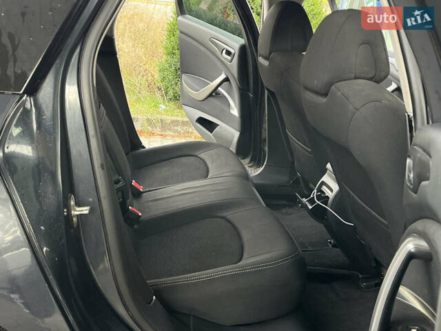 Серый Ситроен С5, объемом двигателя 1.6 л и пробегом 327 тыс. км за 5699 $, фото 10 на Automoto.ua