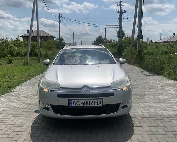 Серый Ситроен С5, объемом двигателя 2 л и пробегом 275 тыс. км за 6150 $, фото 1 на Automoto.ua