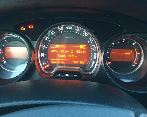 Сірий Сітроен С5, об'ємом двигуна 1.56 л та пробігом 300 тис. км за 5900 $, фото 9 на Automoto.ua