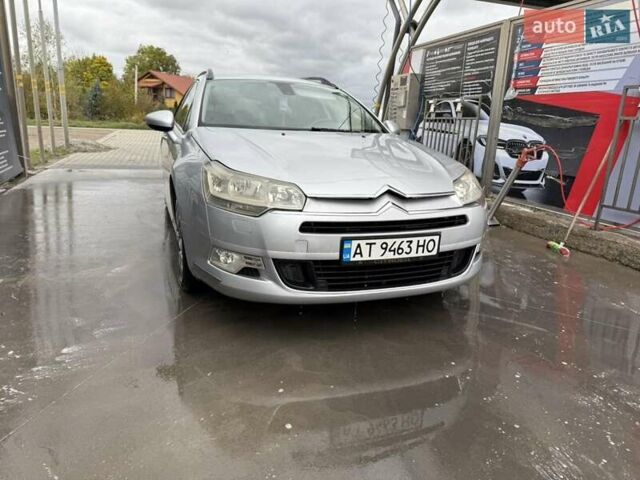 Серый Ситроен С5, объемом двигателя 1.6 л и пробегом 298 тыс. км за 5500 $, фото 17 на Automoto.ua