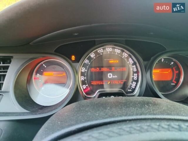 Ситроен С5 2009 в Пирятине на Automoto.ua Серый Ситроен С5, объемом двигателя 2 л и пробегом 405 тыс. км за 3999 $, фото 12 на Automoto.ua