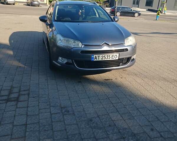 Серый Ситроен С5, объемом двигателя 1.56 л и пробегом 315 тыс. км за 6000 $, фото 4 на Automoto.ua