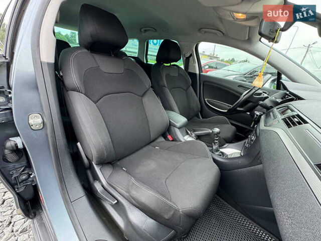Сірий Сітроен С5, об'ємом двигуна 2 л та пробігом 261 тис. км за 5500 $, фото 27 на Automoto.ua