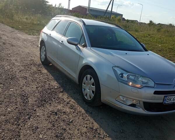 Сітроен С5 2010 у Рівному на Automoto.ua Сірий Сітроен С5, об'ємом двигуна 1.6 л та пробігом 262 тис. км за 7000 $, фото 14 на Automoto.ua