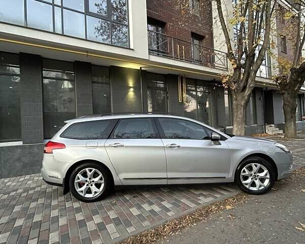 Серый Ситроен С5, объемом двигателя 1.56 л и пробегом 370 тыс. км за 6300 $, фото 1 на Automoto.ua