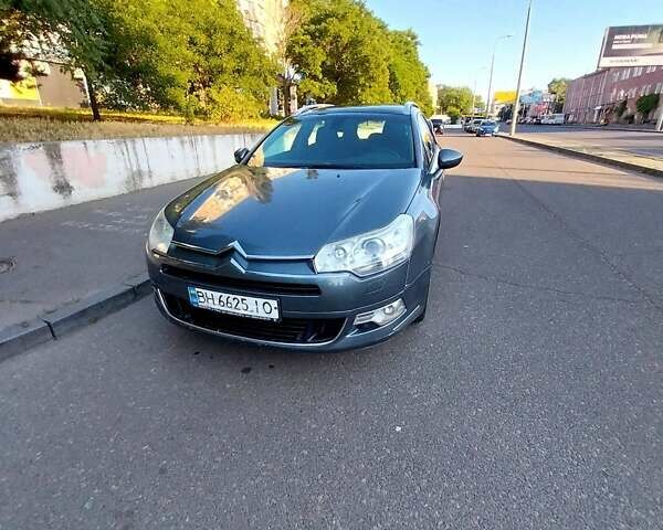 Ситроен С5 2010 в Одессе на Automoto.ua Серый Ситроен С5, объемом двигателя 2 л и пробегом 387 тыс. км за 4850 $, фото 4 на Automoto.ua
