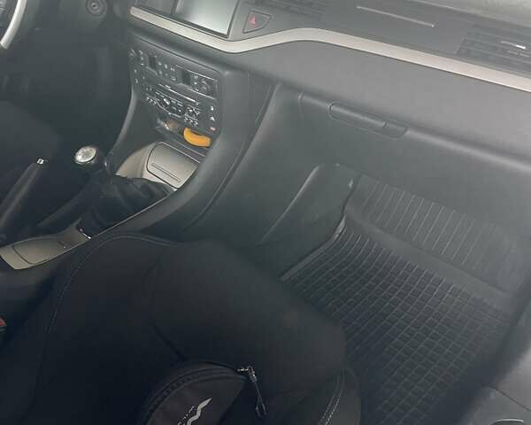 Сірий Сітроен С5, об'ємом двигуна 1.6 л та пробігом 260 тис. км за 7950 $, фото 20 на Automoto.ua