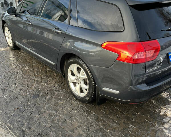 Серый Ситроен С5, объемом двигателя 2 л и пробегом 217 тыс. км за 6300 $, фото 5 на Automoto.ua
