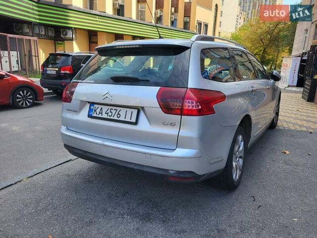Сірий Сітроен С5, об'ємом двигуна 2 л та пробігом 335 тис. км за 5600 $, фото 2 на Automoto.ua