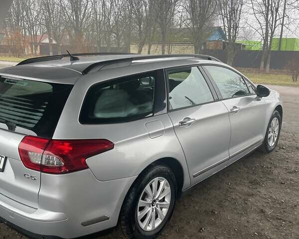 Сірий Сітроен С5, об'ємом двигуна 1.6 л та пробігом 260 тис. км за 7950 $, фото 13 на Automoto.ua