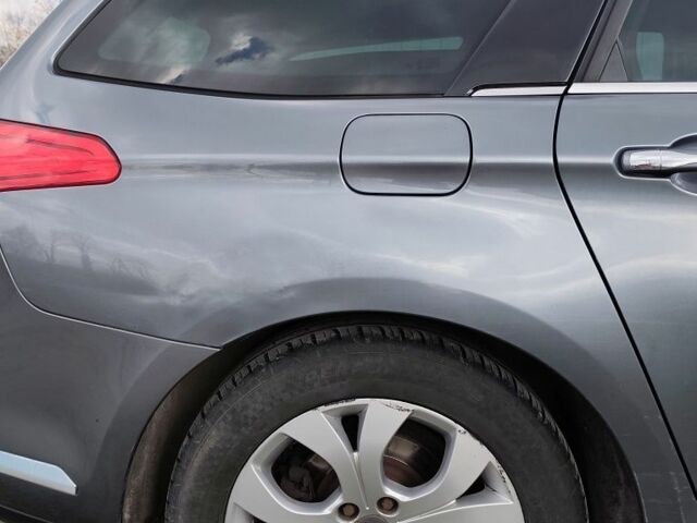 Серый Ситроен С5, объемом двигателя 1.6 л и пробегом 214 тыс. км за 4700 $, фото 13 на Automoto.ua