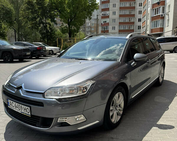 Серый Ситроен С5, объемом двигателя 2 л и пробегом 301 тыс. км за 6900 $, фото 2 на Automoto.ua