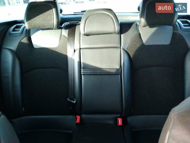 Серый Ситроен С5, объемом двигателя 1.6 л и пробегом 260 тыс. км за 7350 $, фото 8 на Automoto.ua