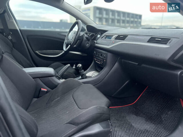 Серый Ситроен С5, объемом двигателя 1.56 л и пробегом 288 тыс. км за 6700 $, фото 8 на Automoto.ua