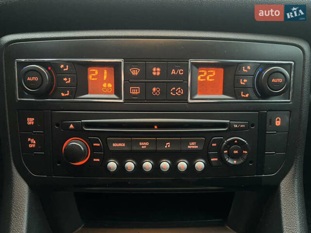 Серый Ситроен С5, объемом двигателя 1.56 л и пробегом 288 тыс. км за 6700 $, фото 18 на Automoto.ua