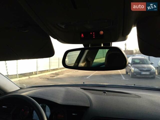 Серый Ситроен С5, объемом двигателя 1.6 л и пробегом 260 тыс. км за 7350 $, фото 7 на Automoto.ua