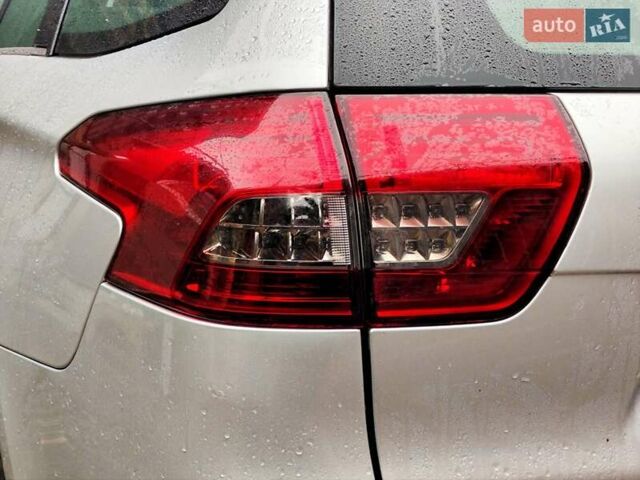 Сірий Сітроен С5, об'ємом двигуна 2 л та пробігом 246 тис. км за 8300 $, фото 7 на Automoto.ua