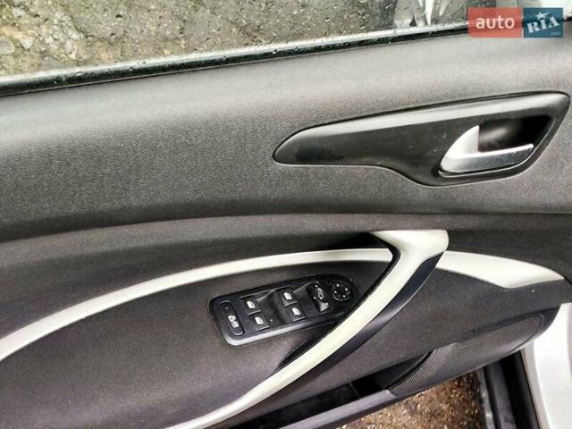 Сірий Сітроен С5, об'ємом двигуна 2 л та пробігом 246 тис. км за 8300 $, фото 22 на Automoto.ua